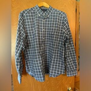 Nautica EUC Men's Blue & Cream Plaid Shirt, size XL. Button down collar.